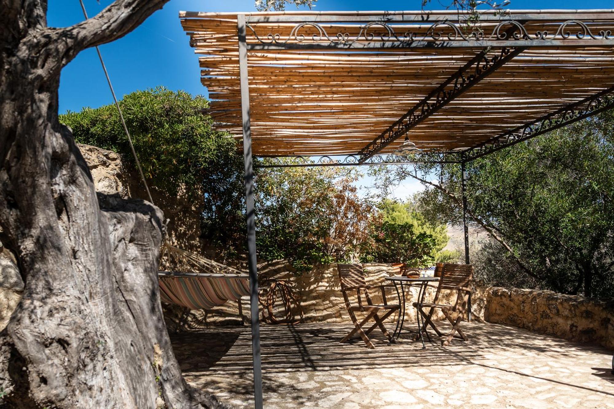 Roba Degli Ulivi Bed & Breakfast Agrigento Dış mekan fotoğraf