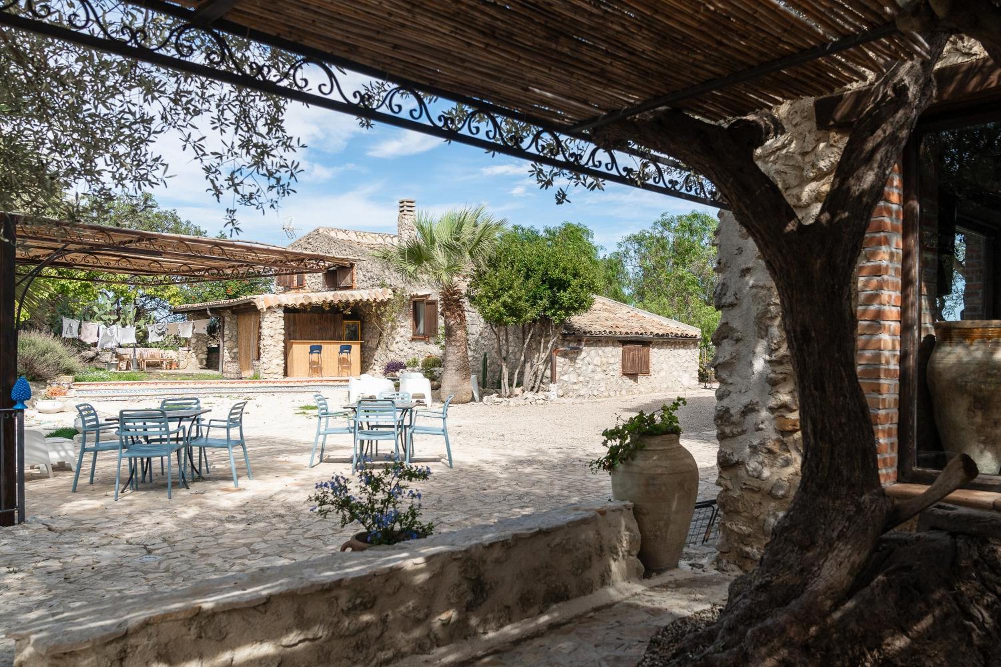 Roba Degli Ulivi Bed & Breakfast Agrigento Dış mekan fotoğraf