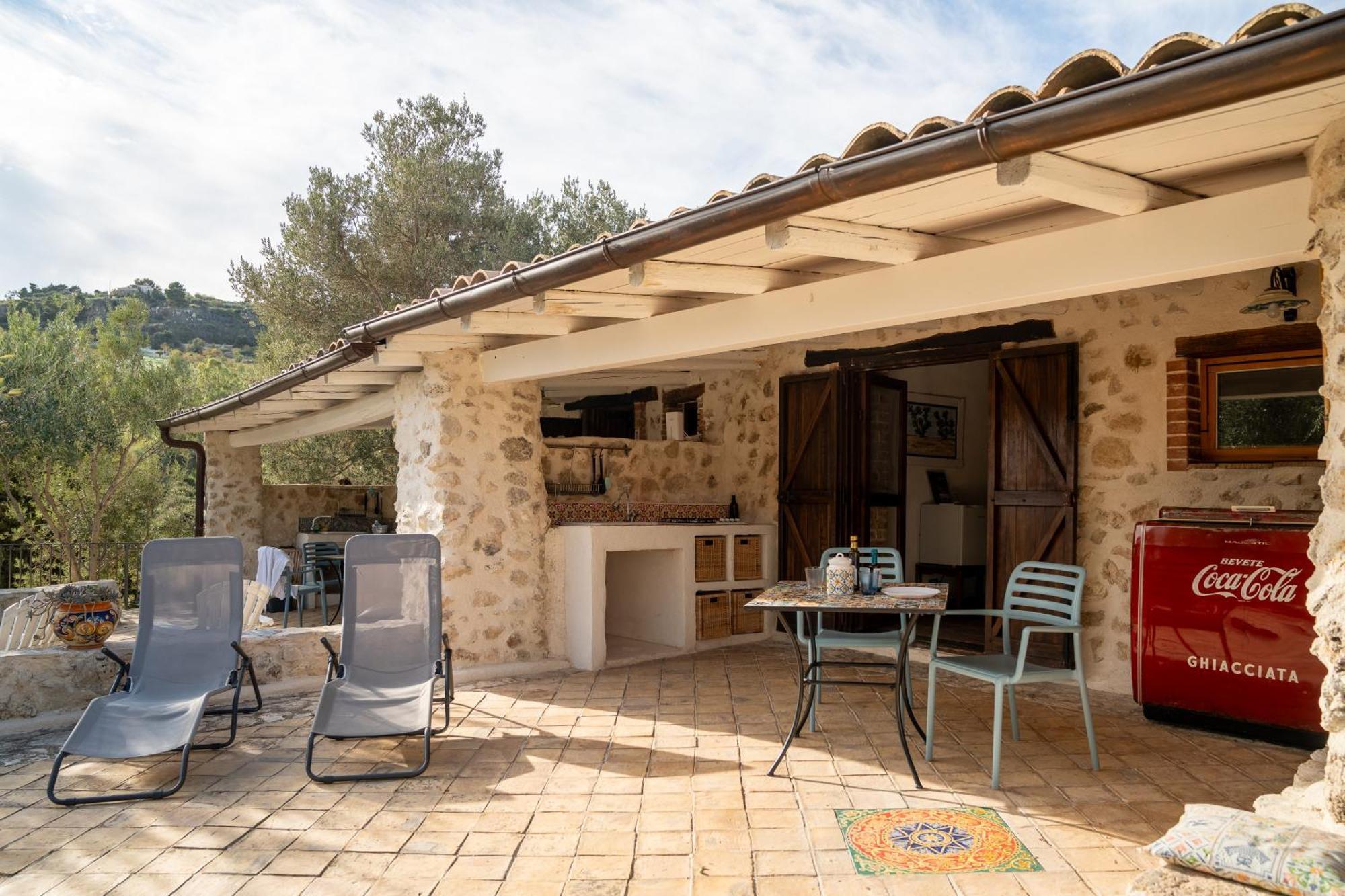 Roba Degli Ulivi Bed & Breakfast Agrigento Dış mekan fotoğraf